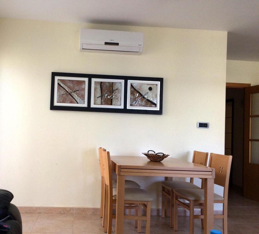 Beachfront Penthouse In Residencial Dos Mares Apartment *